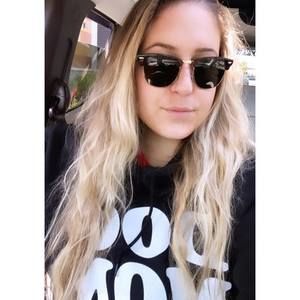 Meet your Posher, Sara